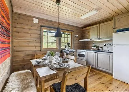 Holiday home Guest Favorite - 5 Mins From Voringsfossen